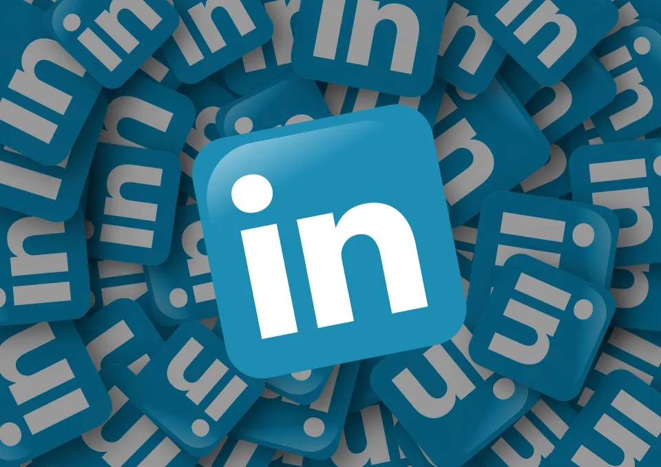 Beta Formazione Linkedin Professionalità corso online networking