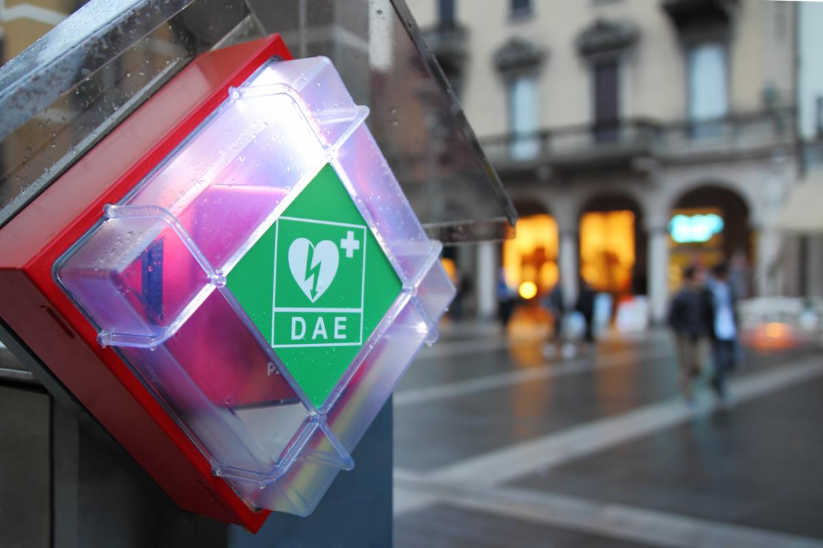 Lisa Servizi BLSD Aggiornamento corso defibrillatore retraining in aula